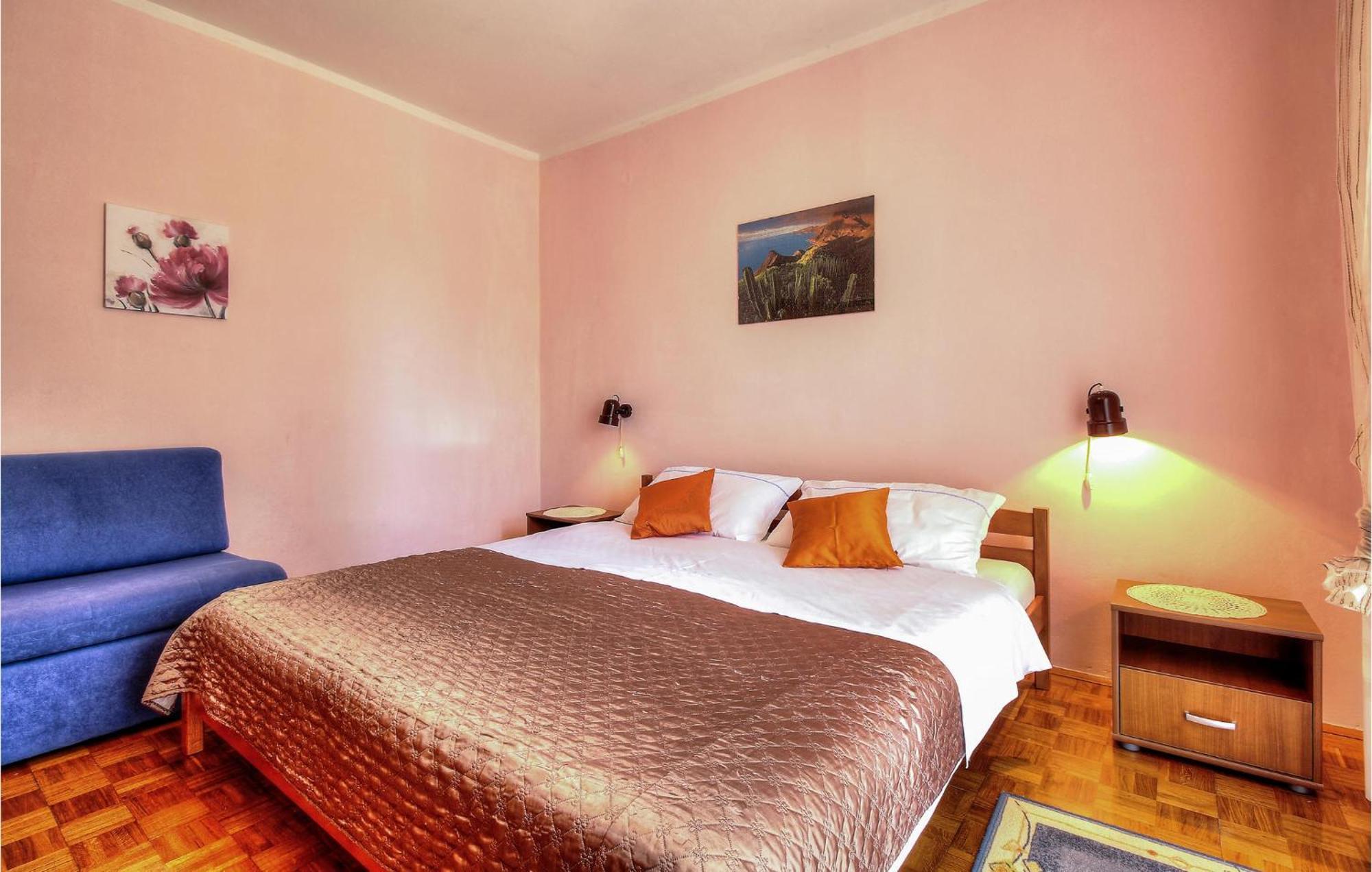 Amazing Apartment In Porec With Wifi Exterior photo