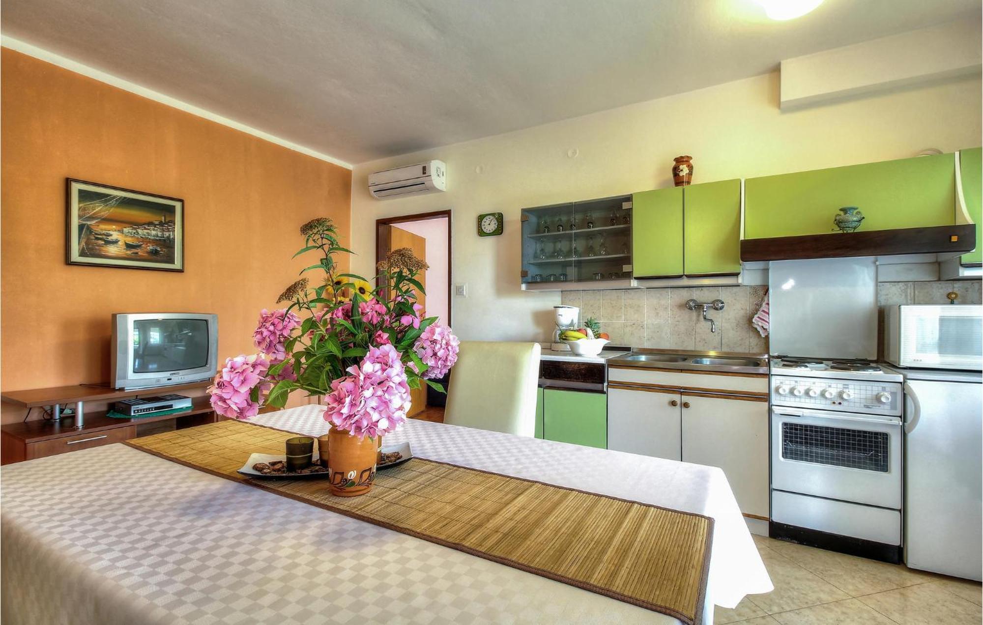 Amazing Apartment In Porec With Wifi Exterior photo